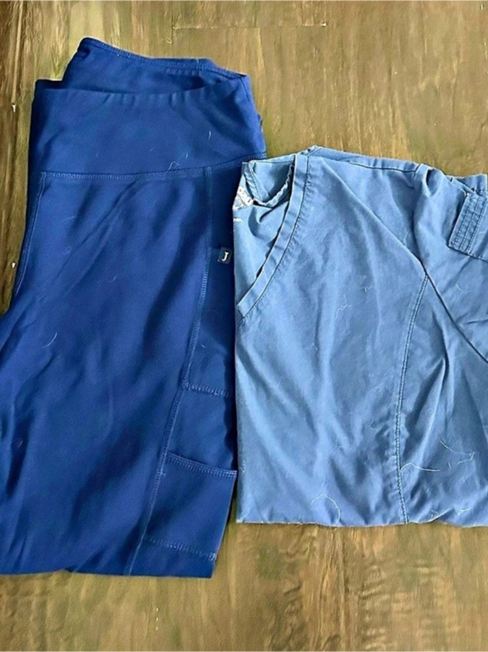 Set of scrubs jaanuu yoga scrub pants and landau top medium navy